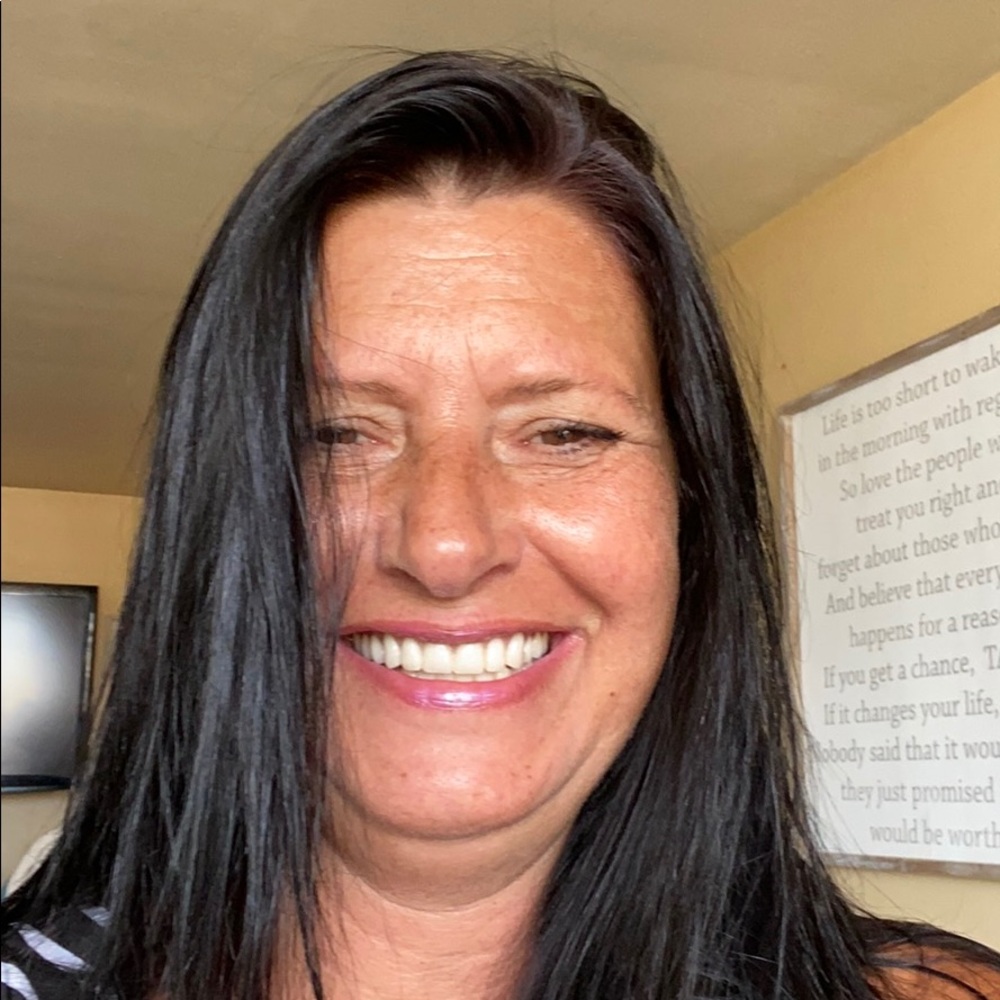 Meet your Posher, Teresa